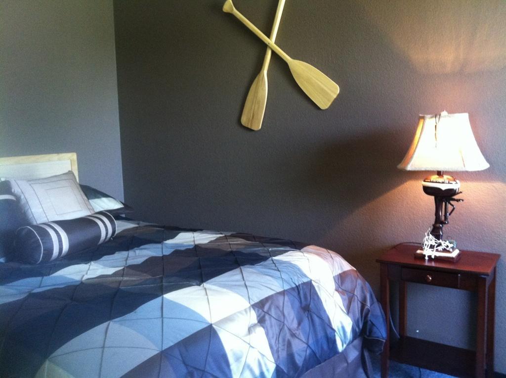 The Walla Walla Inn Rainy River Bagian luar foto